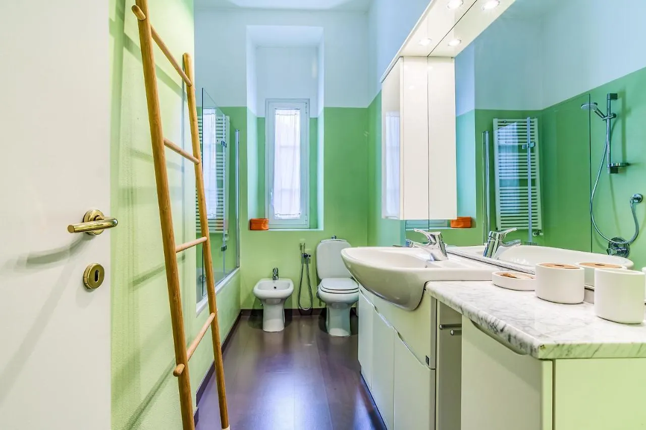Citylife Tiziano 4Pax Wifi Milan 0*,  Italy
